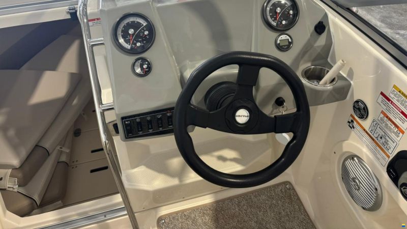 Bayliner 642 Cuddy