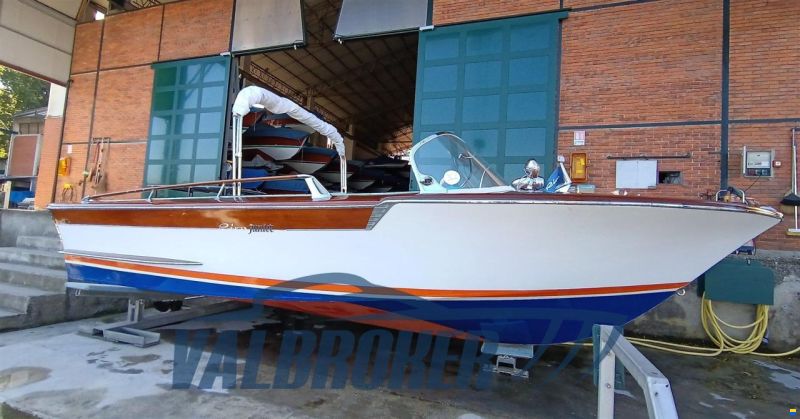 Riva JUNIOR