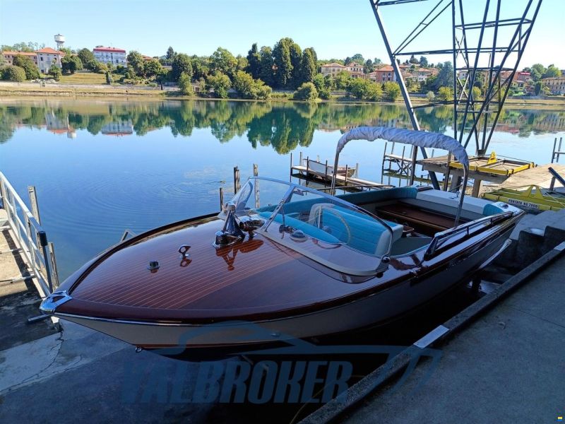 Riva JUNIOR