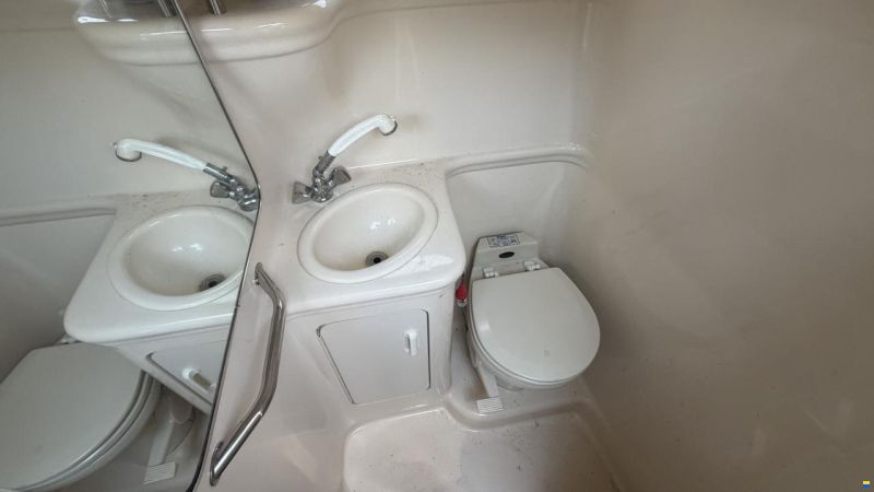 Sea Ray Sundancer 260