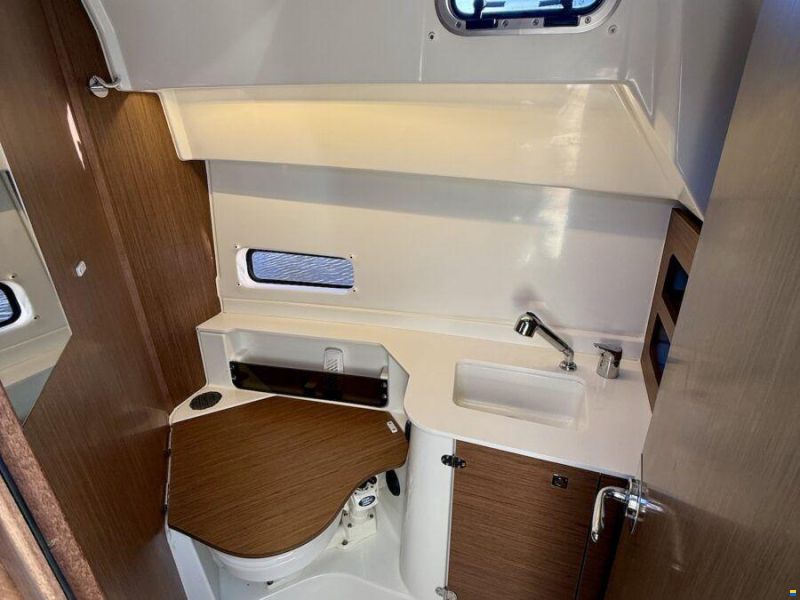 Beneteau Antares 9