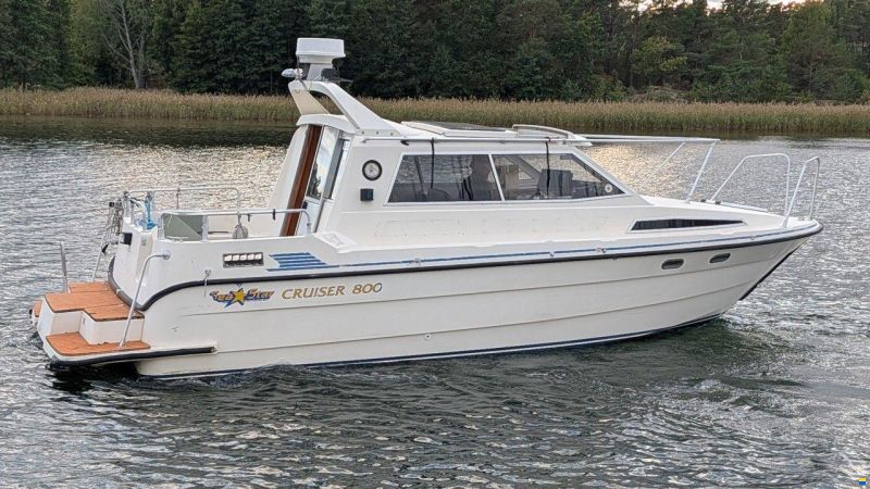 8000 Cruiser