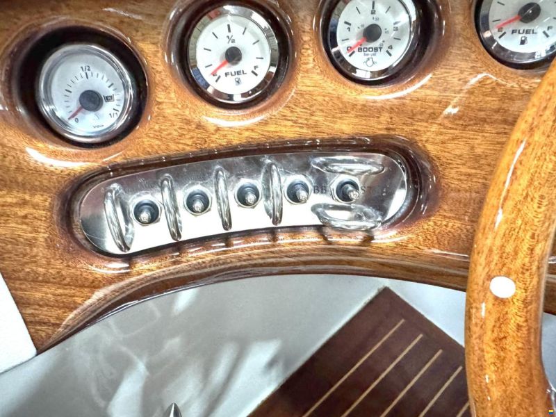 Runabout 33