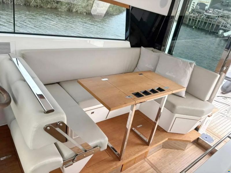 Delta Powerboats 33 Coupe