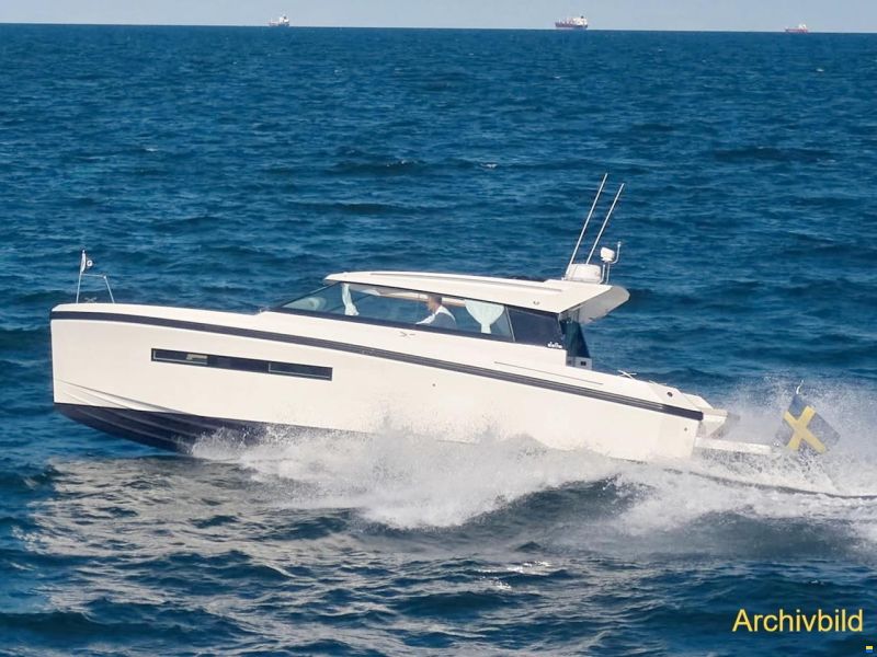 Delta Powerboats 33 Coupe