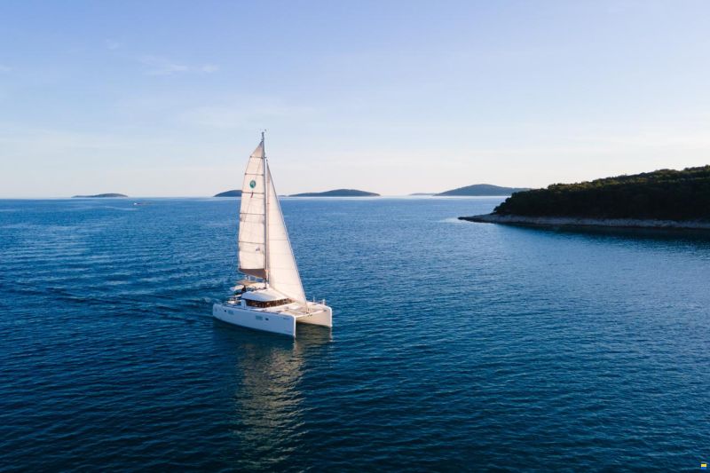 Lagoon 39