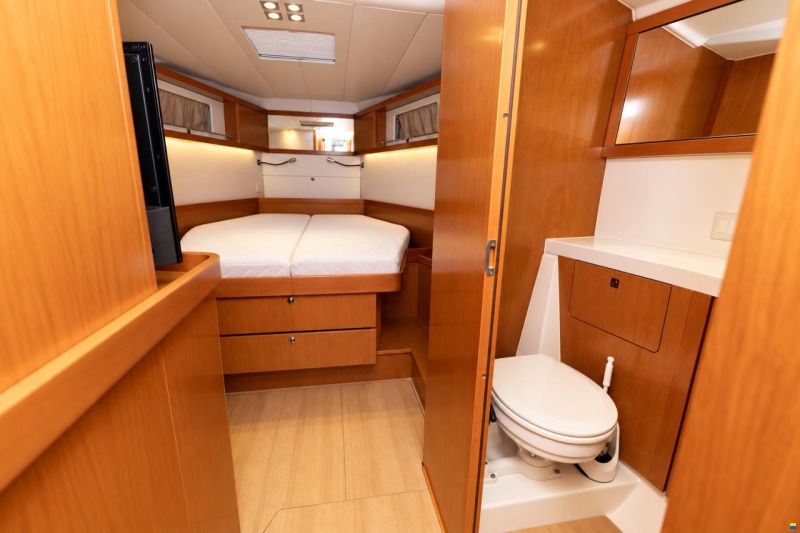 Beneteau Sense 50