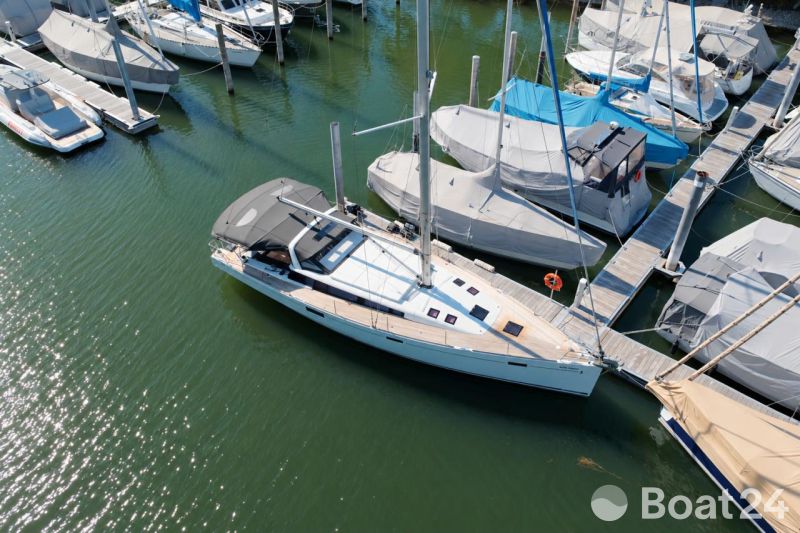 Beneteau Sense 50