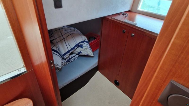 Galeon 350 HTC