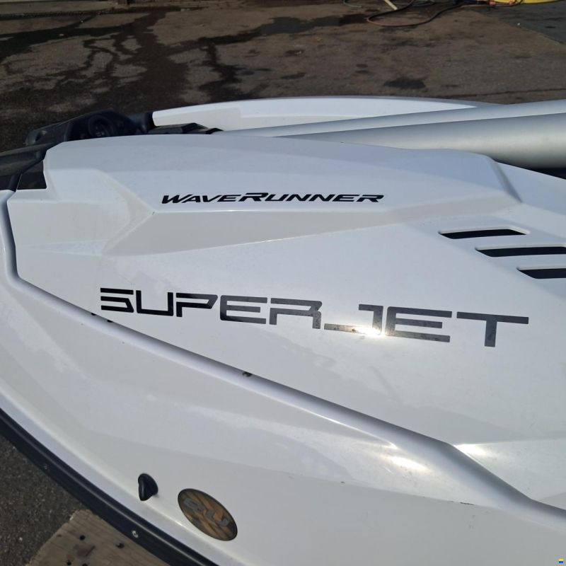 Yamaha WaveRunner SuperJet