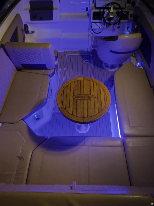 Sea Ray 230 Sun Sport