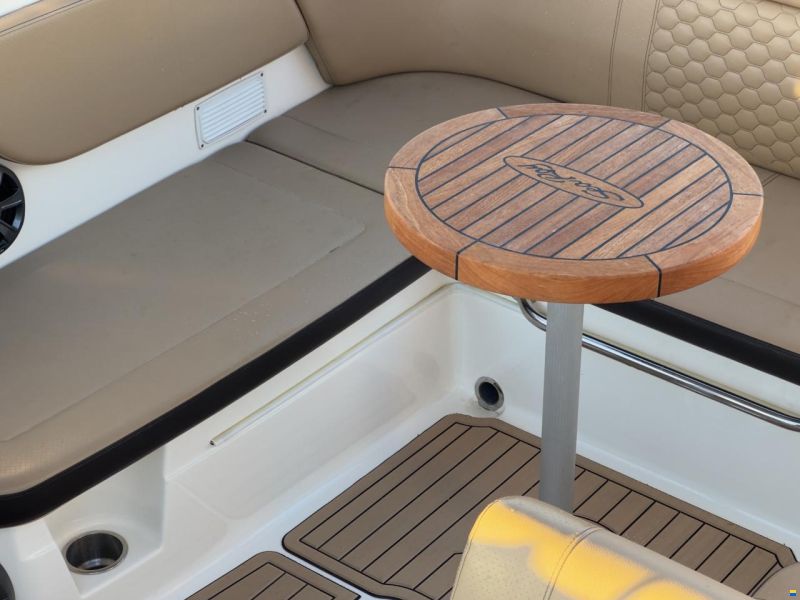 Sea Ray 230 Sun Sport