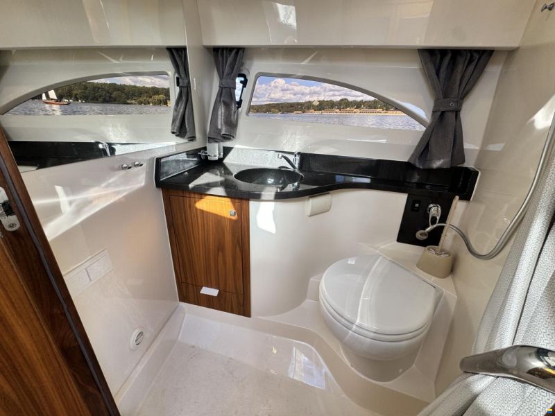 Marex 310 Sun Cruiser