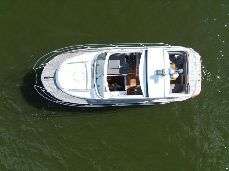 Marex 310 Sun Cruiser
