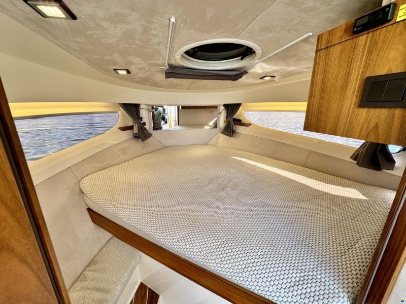 Marex 310 Sun Cruiser