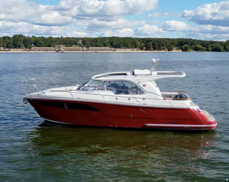 Marex 310 Sun Cruiser