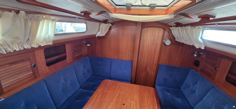 Hallberg-Rassy 34