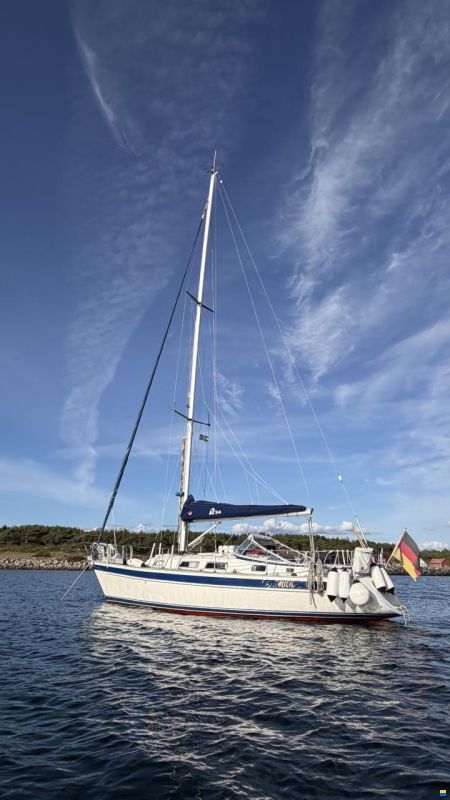 Hallberg-Rassy 34