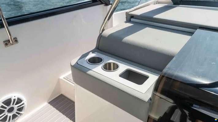 Regal 36 Grande Coupe