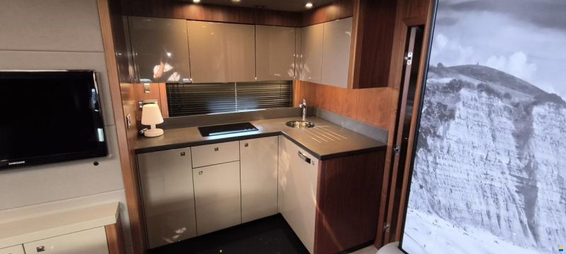 Sunseeker Portofino 48