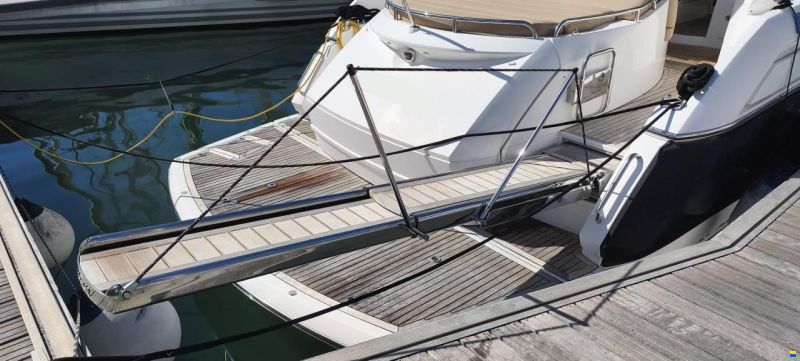 Sunseeker Portofino 48