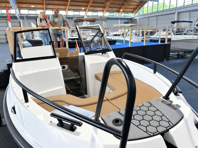 Coaster 515 BR