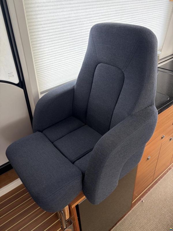 Nimbus 365 Coupe