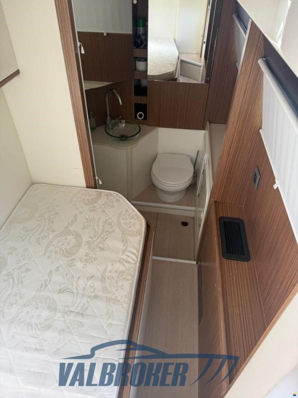 Absolute Navetta 52