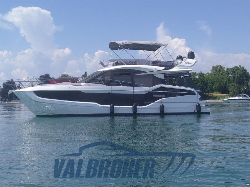 Galeon 440 FLY