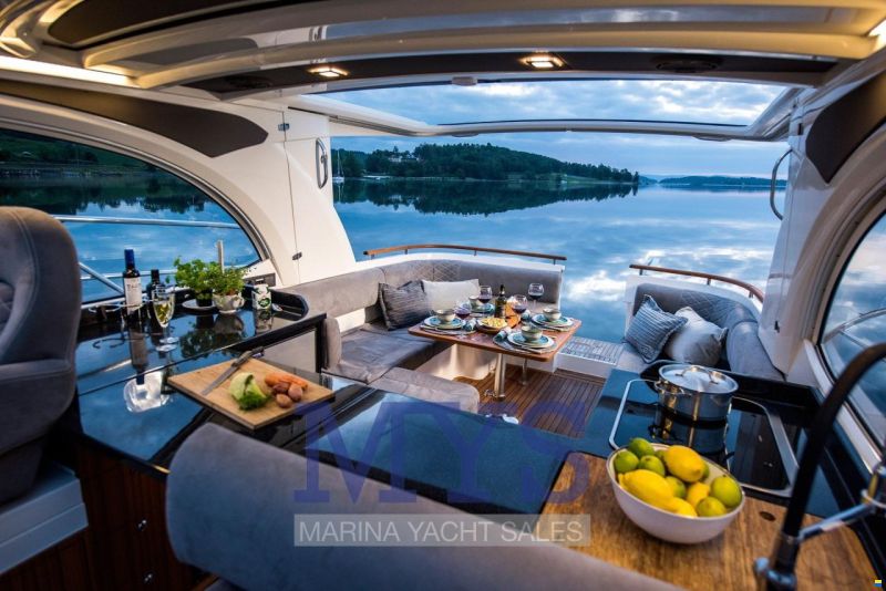 Marex 360 Cabriolet Cruiser