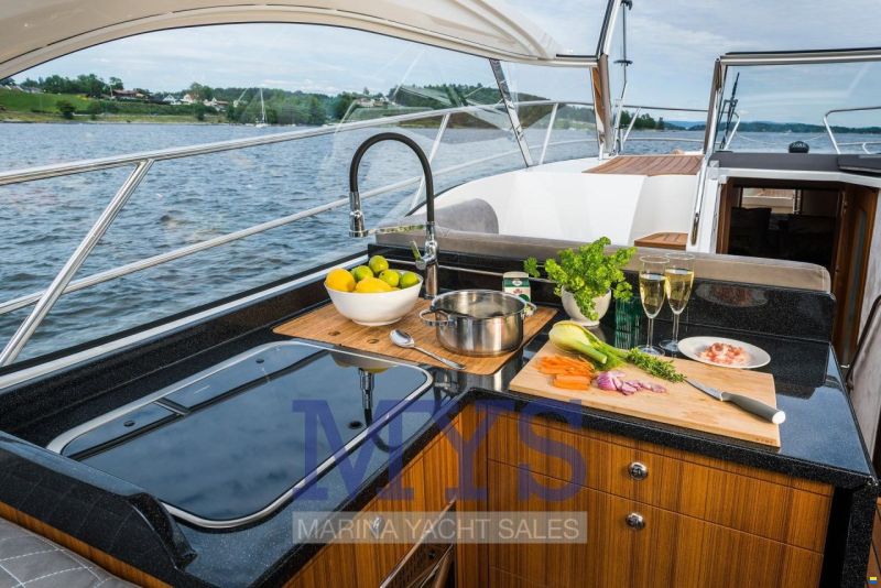 Marex 360 Cabriolet Cruiser