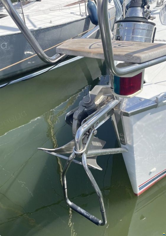 Bavaria 32