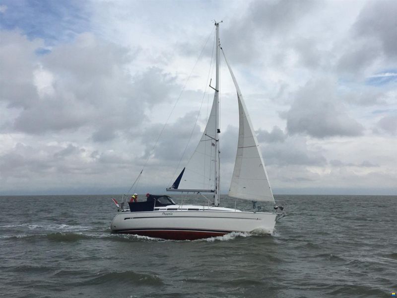 Bavaria 32