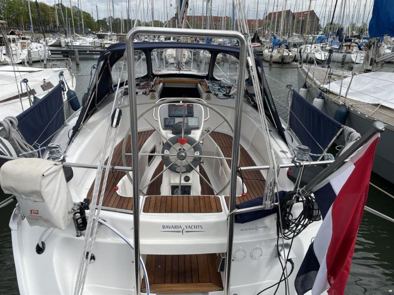Bavaria 32