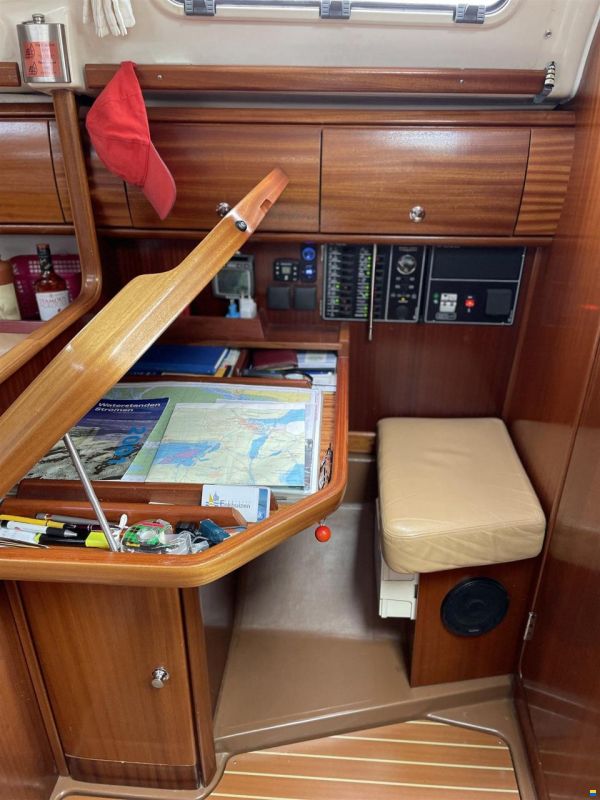 Bavaria 32