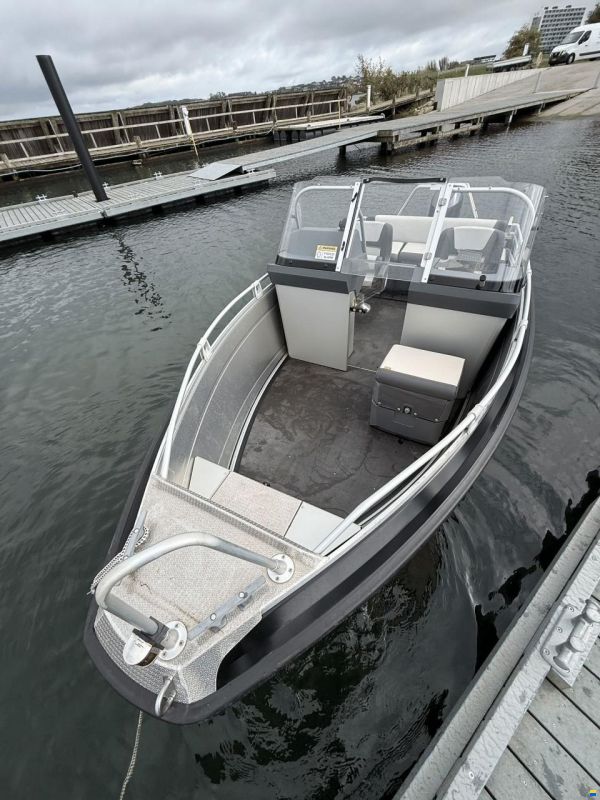 Buster LX
