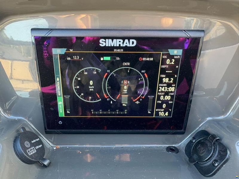 Bayliner VR5