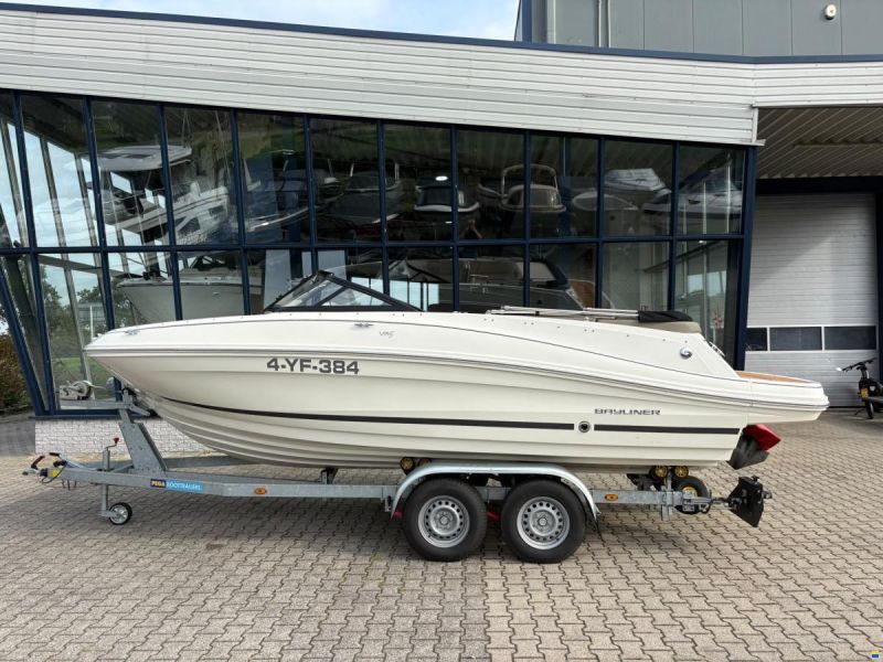 Bayliner VR5