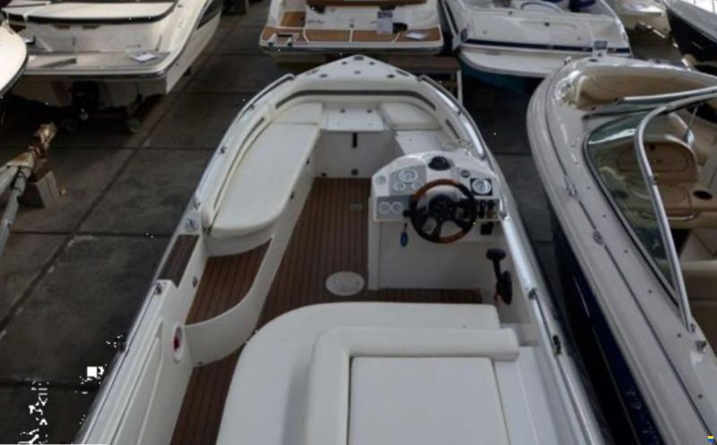 Novurania Custom Line 600