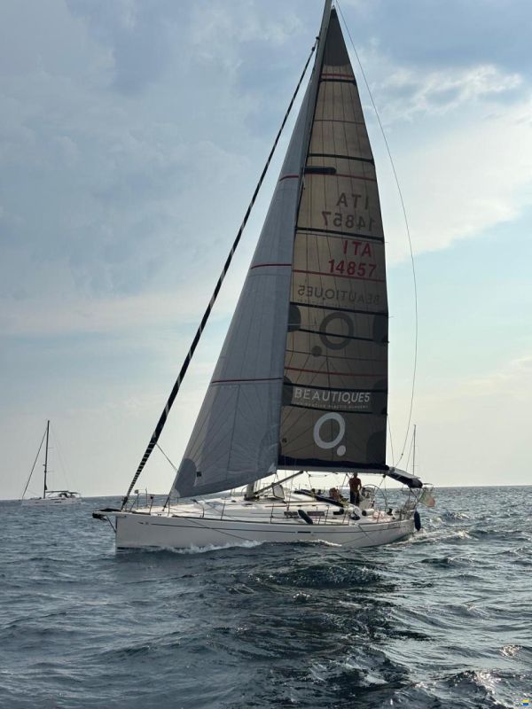 Dufour 44 Performance