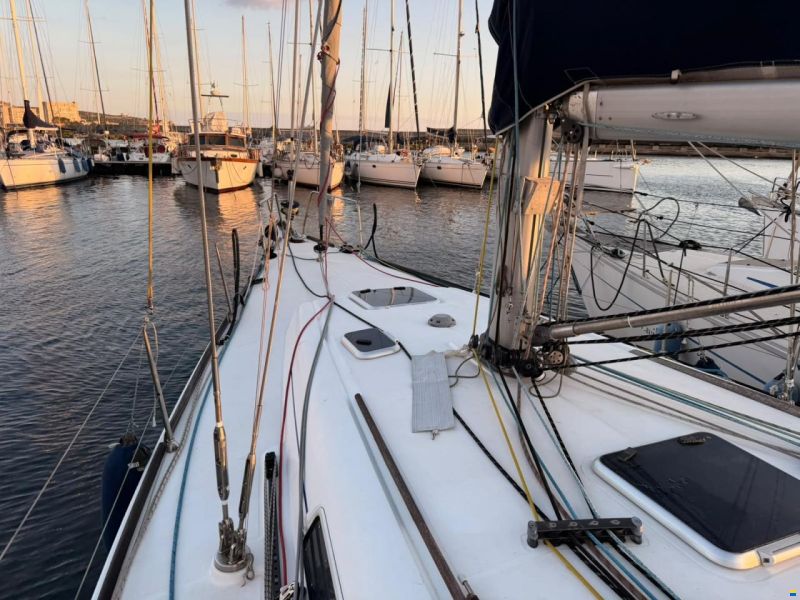 Dufour 44 Performance