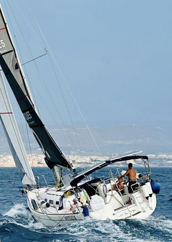 Dufour 44 Performance