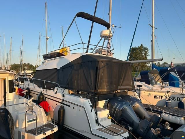 Jeanneau Merry Fisher 1095 FLY