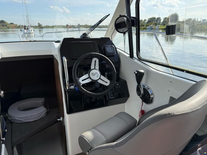 Beneteau Antares 7