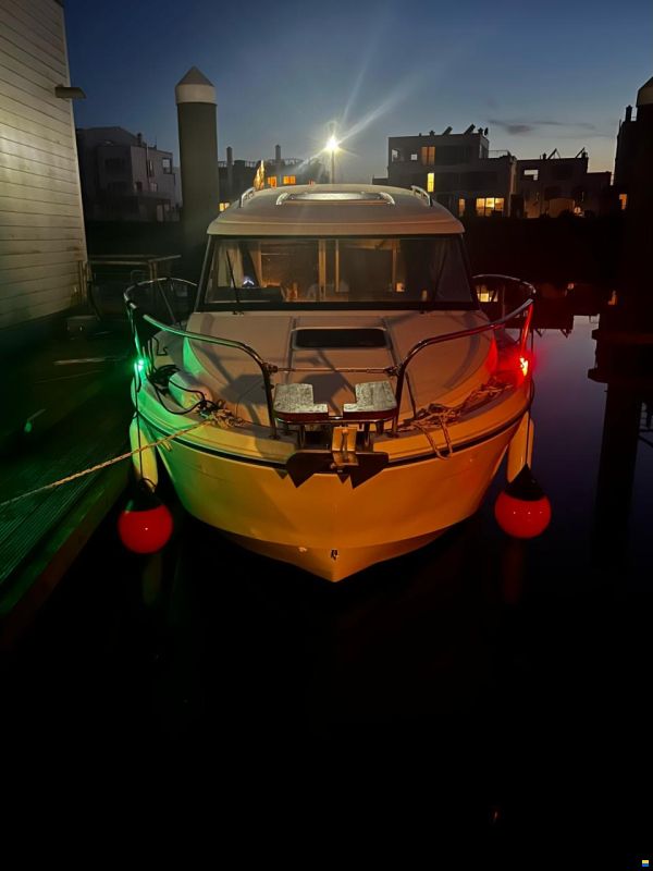 Beneteau Antares 7