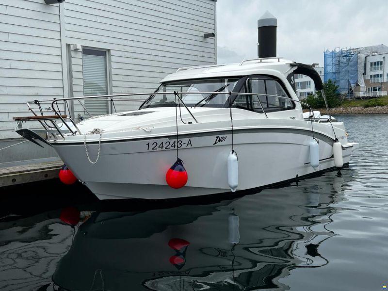 Beneteau Antares 7
