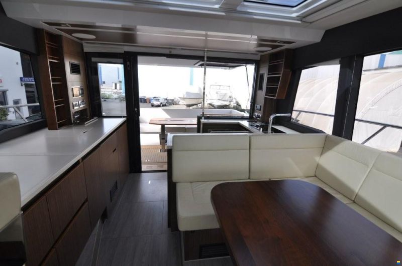 Sealine C430