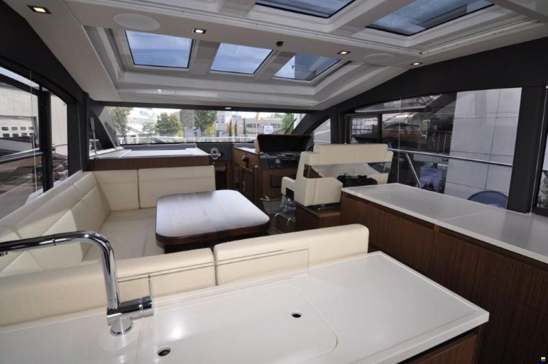 Sealine C430
