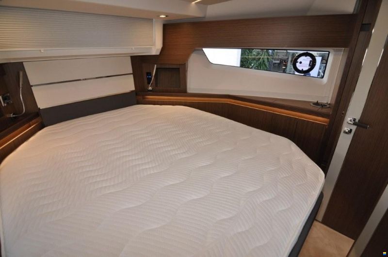 Sealine C430