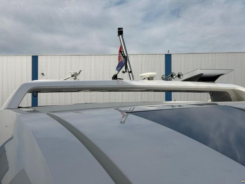 Sealine C430